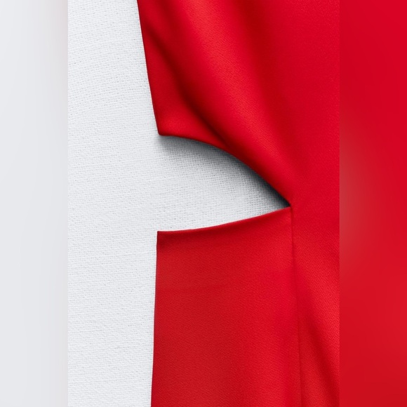 NWT. Zara Red Cut Out Ruched Midi Dress. Size S. - Picture 5 of 10